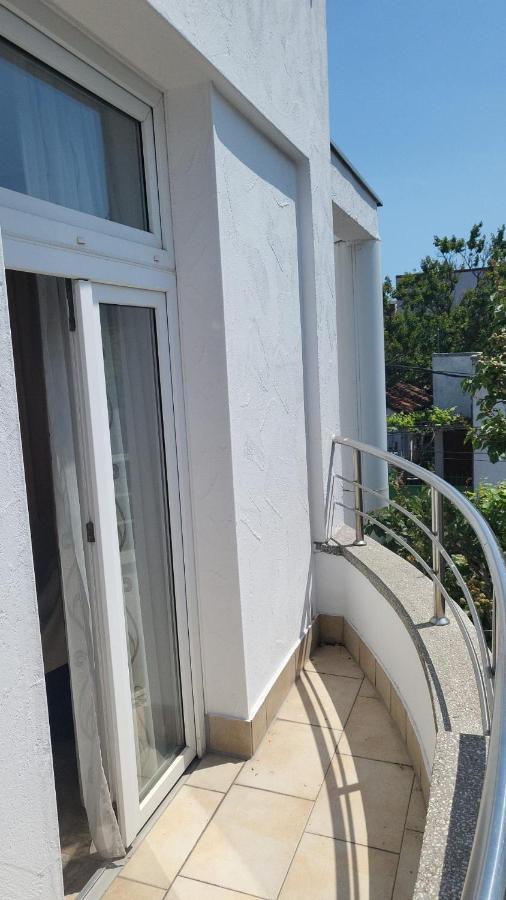 فندق Fitness House With Garden كونستانتا المظهر الخارجي الصورة