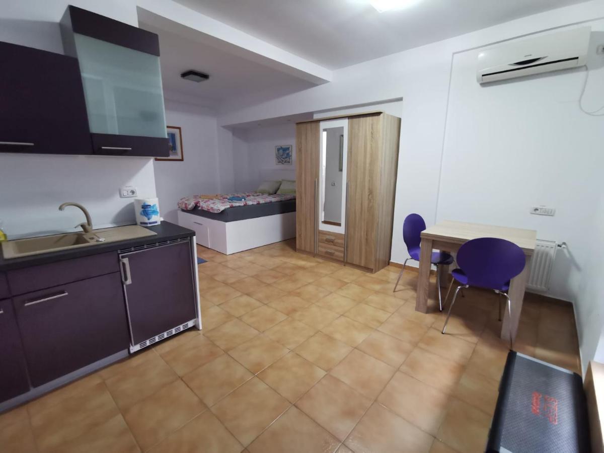 فندق Fitness House With Garden كونستانتا المظهر الخارجي الصورة